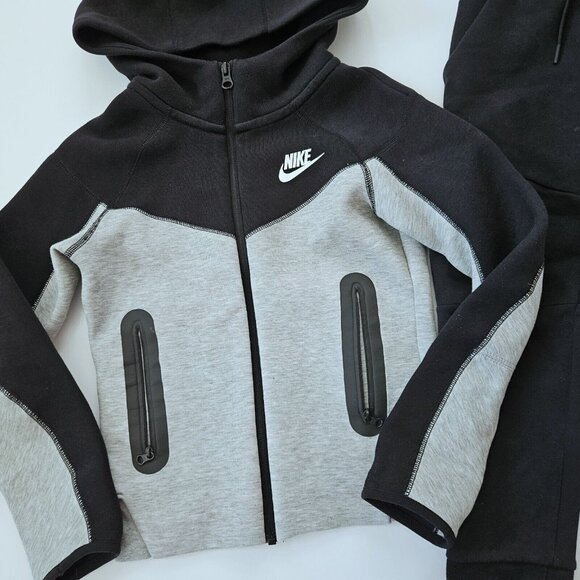 Nike Tech Boys XS Fleece Hoodie Jacket Joggers Pants Set - Picture 3 of 5
